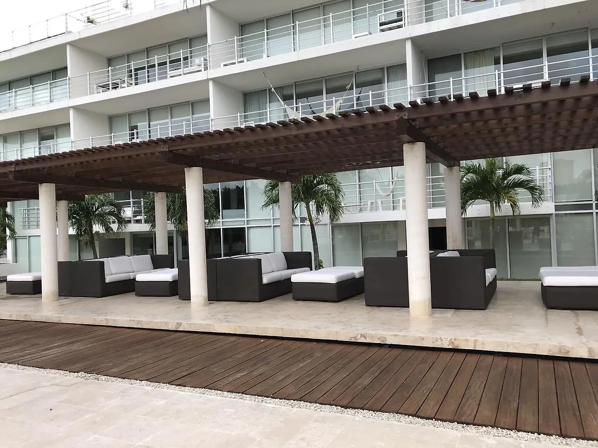 Апарт-отель Magia Beachside Condo Плая-дель-Кармен